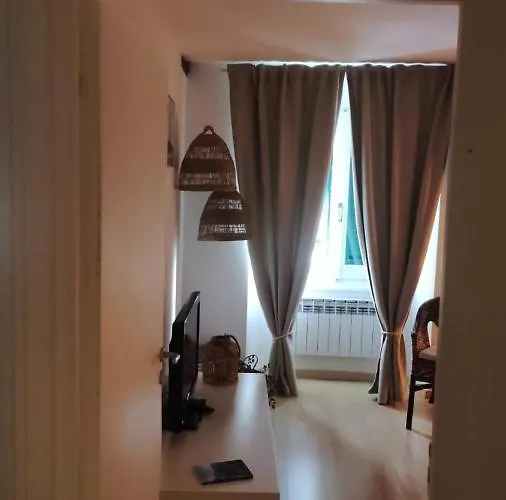 Ancient Porticciolo - Nervi *