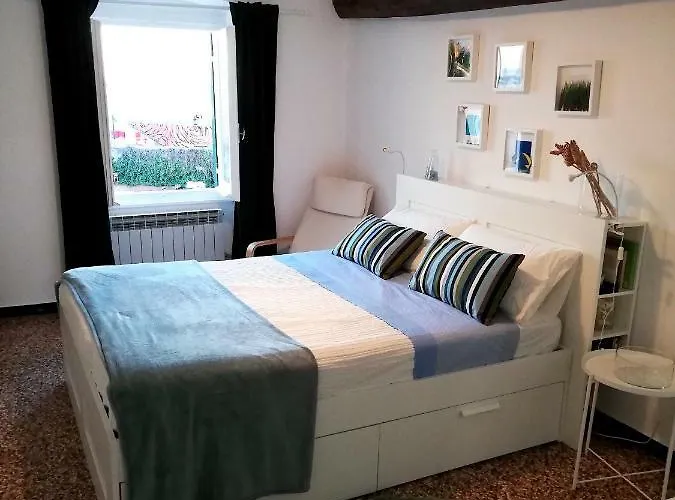 Ancient Porticciolo - Nervi * Génova